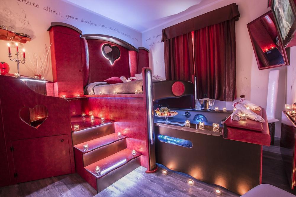 Hotel Butterfly توري ديل لاغو بوتشيني المظهر الخارجي الصورة