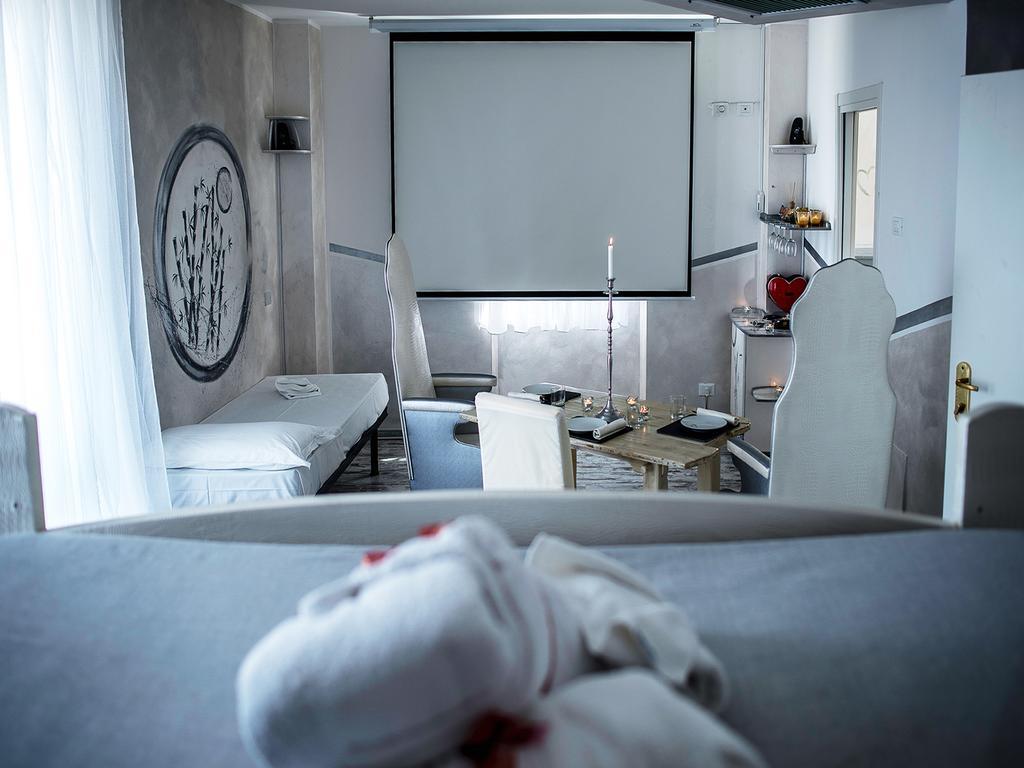 Hotel Butterfly توري ديل لاغو بوتشيني المظهر الخارجي الصورة